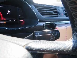 Skoda Superb Combi 1.5 TSI 150pk Automaat  ACT Sportline Busines schuifdak leer  camera navigatie picture 24