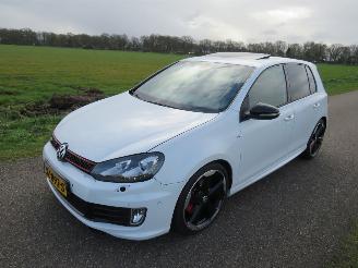Volkswagen Golf 2.0 GTI Edition 35 235pk Automaat  5Drs Schuifdak 2012 bumperschade picture 5