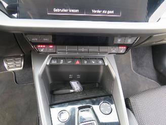 Audi A3 4.0 TFSI Aut SPORTBACK PHEV 150 Electrich Benzine S line Edition picture 23