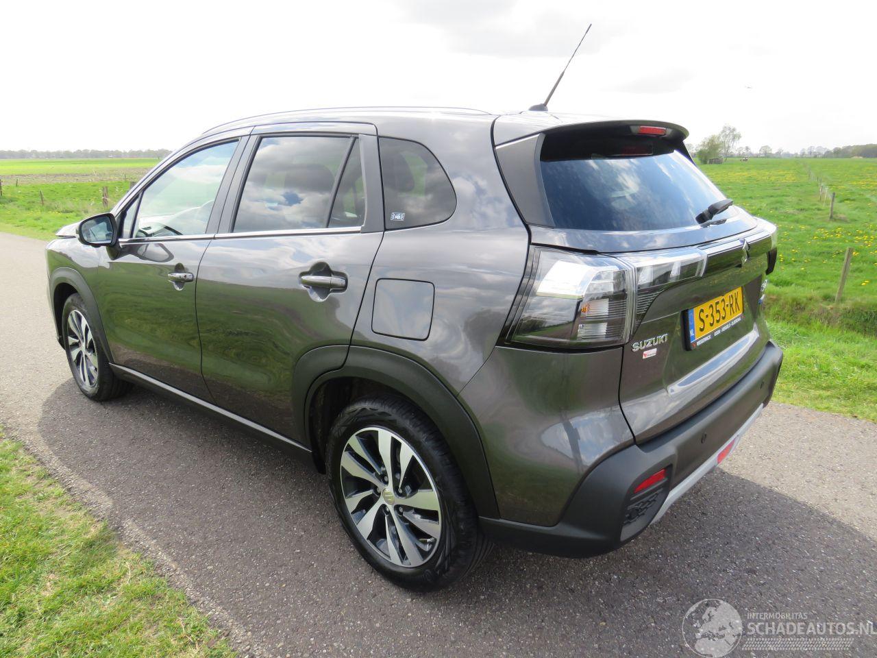 Suzuki SX4 1.5 Hybride Benzine Elektrisch Style 7.000km Automaat  Camera Navigatie Leer