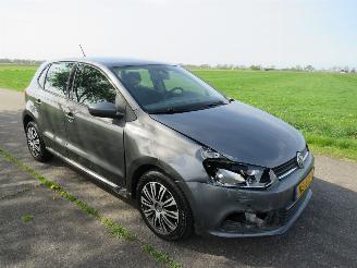 Volkswagen Polo 1.2 TSi 90pk 5drs Navigatie Aircoclimaat 2017 picture 8