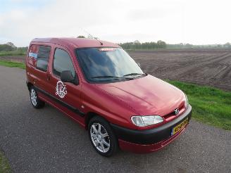 Peugeot Partner 2.0 HDI  90pk 112.000km NAP !!!!!!!! TOPAUTO 112.000 km picture 9