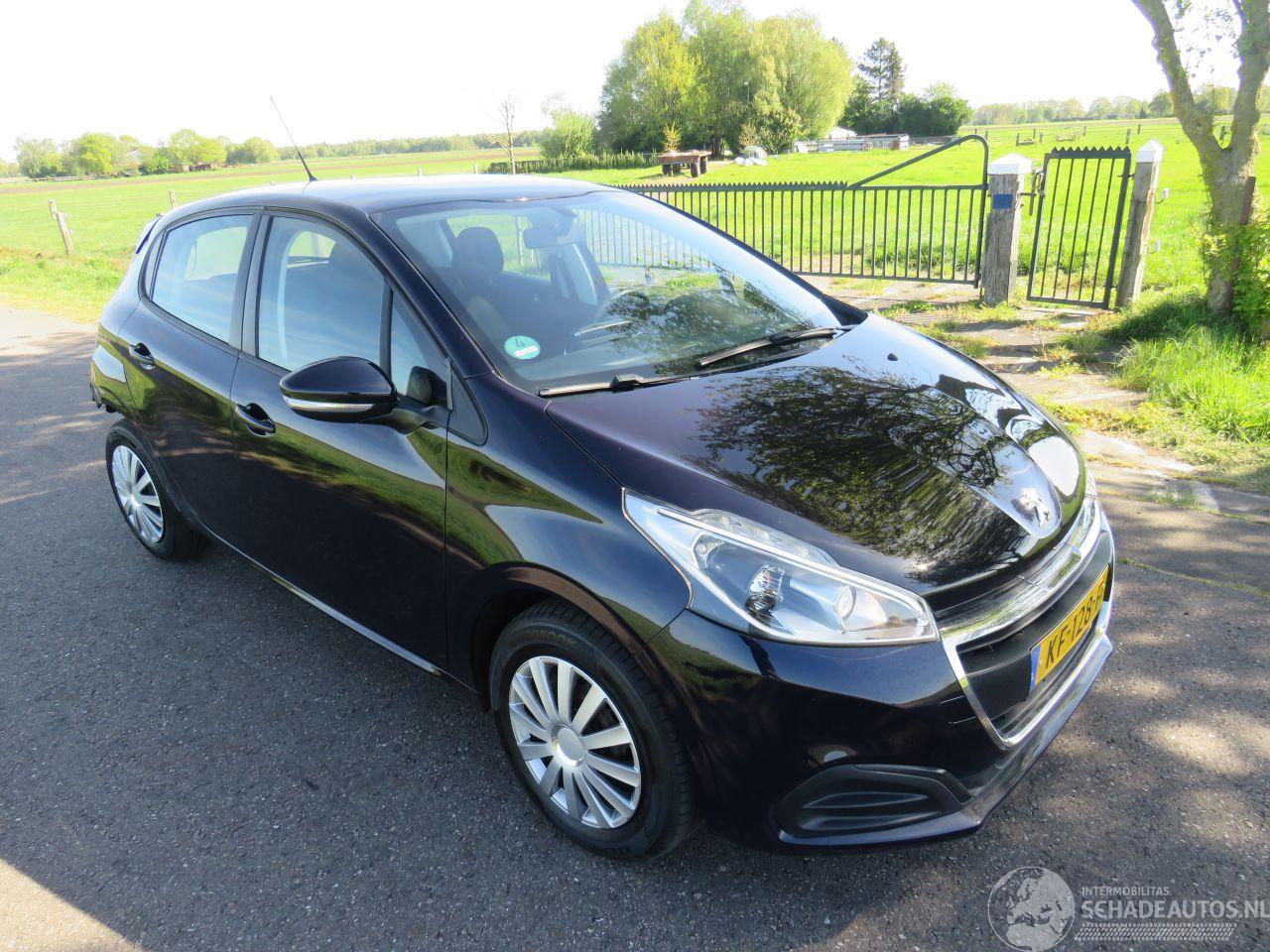 Peugeot 208 1.2 82pk  60.000km nap Pure Tech Action Navigatie Airco 2016  [ nieuwstaat