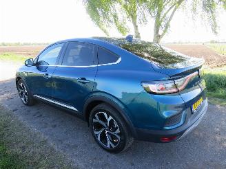 Coche accidentado Renault Arkana E-TECH 1.6 Full Hybrid 145 Automaat 94pk Elektrisch benzine 2023/12