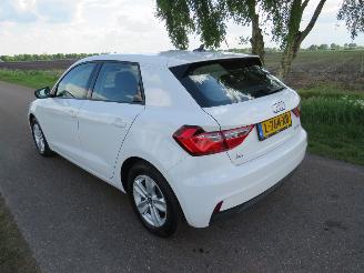 damaged passenger cars Audi A1 SPORTBACK 2.5 FSI  95pk Pro line  2021  65.000km nap Navigatie Clima 2021/8