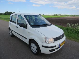 Fiat Panda 12 70pkEditon 127.000km Airco  2012 [ schadevrij picture 11