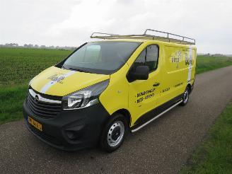 Opel Vivaro 1.6 CDTI 120pk  Lengte 2 H1 Edition  Airco  2015  Topstaat picture 12