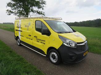Opel Vivaro 1.6 CDTI 120pk  Lengte 2 H1 Edition  Airco  2015  Topstaat picture 16