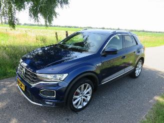 Volkswagen T-Roc 2.0 TSi 190pk  4 Motion R Sport 4X4 2019 190pk Automaat Camera Sport vol optie picture 5