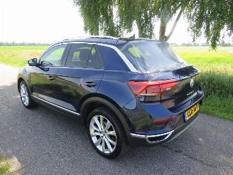 Volkswagen T-Roc 2.0 TSi 190pk  4 Motion R Sport 4X4 2019 190pk Automaat Camera Sport vol optie picture 20