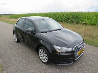 Audi A1 Sportback 1.2 Tfsi 122pk 5drs Airco 170.000km nap Navigatie Clima Stoelverwarming  2014 picture 6