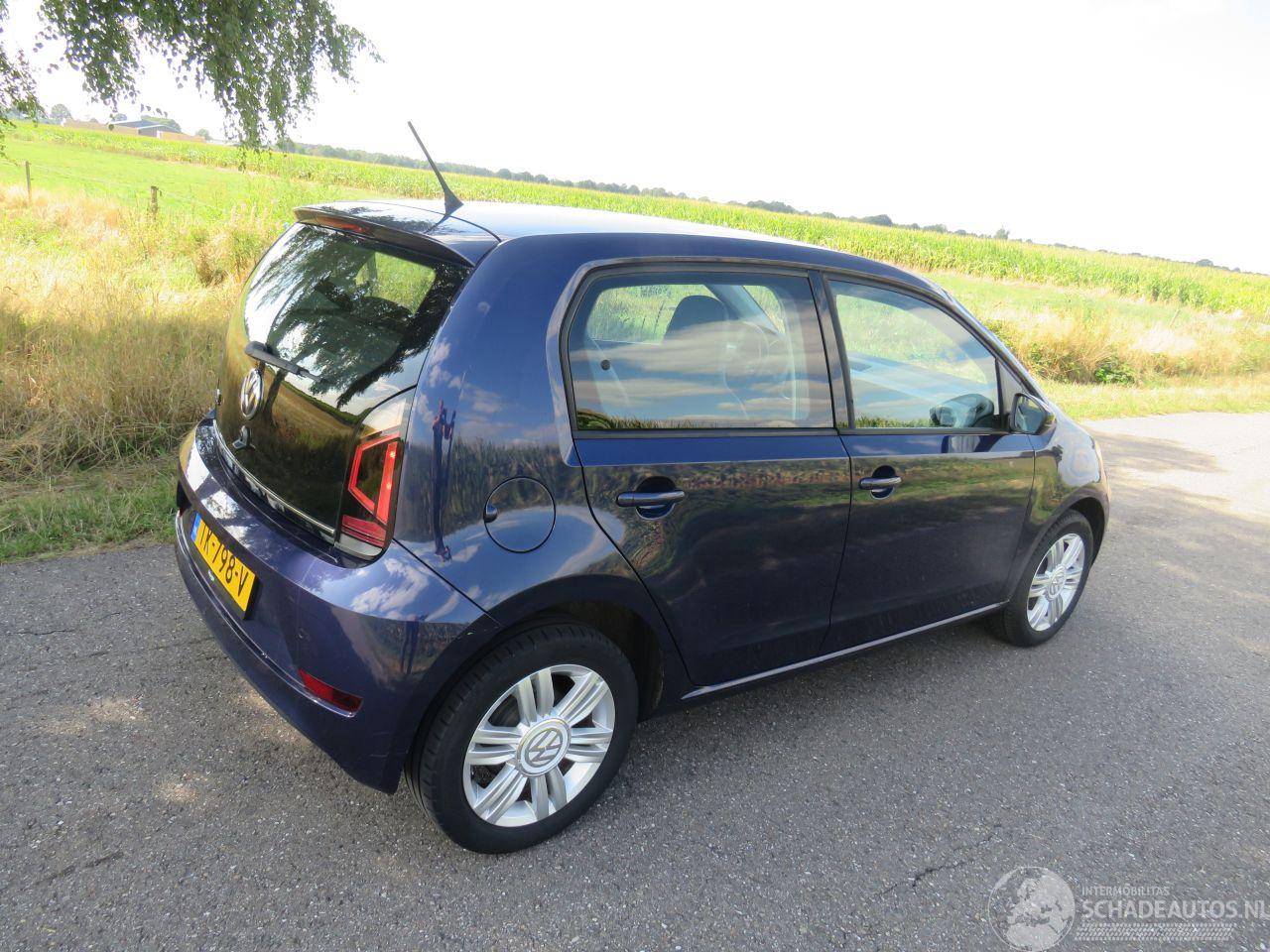 Volkswagen Up! 1.0 High UP  89.000KM 5drs Nap Camera Navigatie  Airco  stormschade  2015