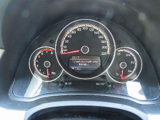 Volkswagen Up! 1.0 High UP  89.000KM 5drs Nap Camera Navigatie  Airco  stormschade  2015 picture 9