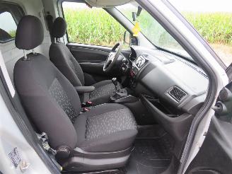 Opel Combo 1.3 CDTI L1HI 90pk 150.000km Nap Eco Flex Airco  2014-07 picture 2