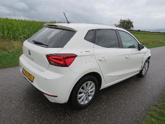 Seat Ibiza 1.0 TSi Euro 6 5Drs Style Business 2018  Airco Navigatie Nieuwstaat Stoelverwarming picture 1