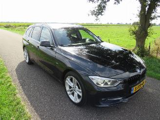 BMW 3-serie Touring 1.6  136pk  Automaat  High Executive 2014  [ zeer luxe uitvoering top staat picture 20