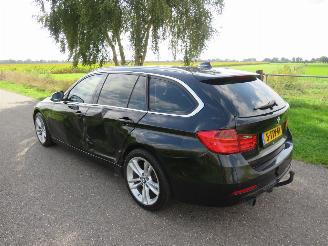 BMW 3-serie Touring 1.6  136pk  Automaat  High Executive 2014  [ zeer luxe uitvoering top staat picture 4