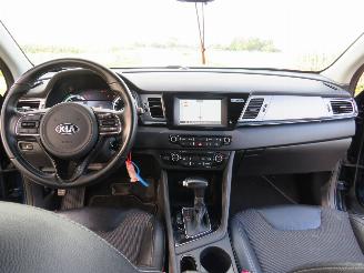 Kia Niro 1.6 GDI Aut  102.000km nap  Hybride Elektrisch  Furst Edition benzine Camera Navigatie  Leer picture 6