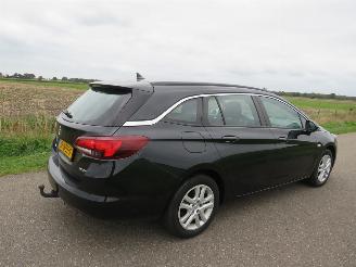 skadebil auto Opel Astra SPORTS TOURER+ 1.0 105pk BUSINESS 170.000km nap Camera navigatie 2016 2016/9
