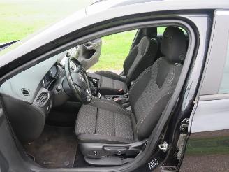 Opel Astra SPORTS TOURER+ 1.0 105pk BUSINESS 170.000km nap Camera navigatie 2016 picture 10