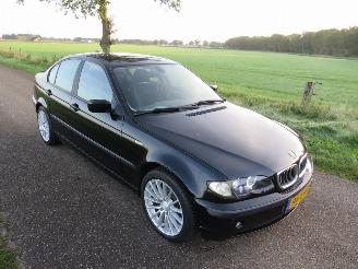 Avarii autoturisme BMW 3-serie 318 D 116 pk  2002 Navigatie Airco  Sedan 2002/9