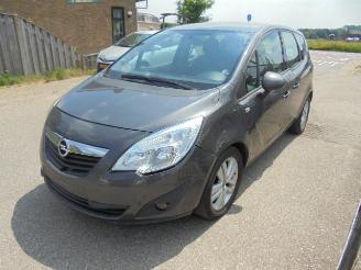 Schadeauto Opel Meriva 1.4 2011/4