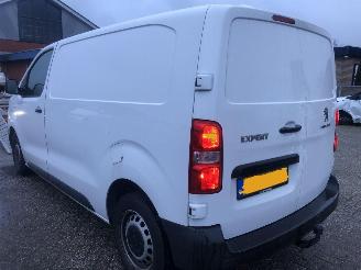 Peugeot Expert 1.5 BlueHDI 100 Standard Premium picture 8