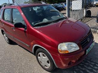 Schadeauto Suzuki Ignis automaat 2001/8