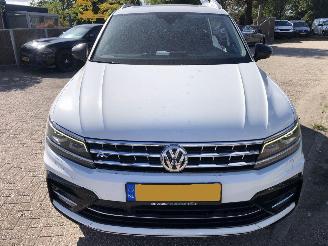 Coche accidentado Volkswagen Tiguan 1.4 TSI ACT HIGH-LINE 2016/7