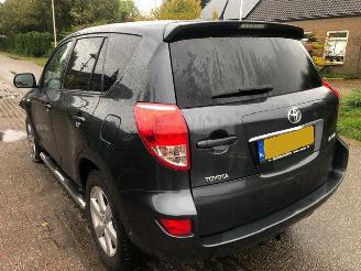 Toyota Rav-4  picture 5