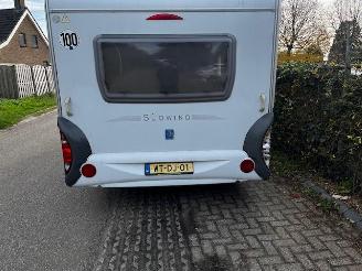 krockskadad bil caravan Knaus  wo1500 2006/4