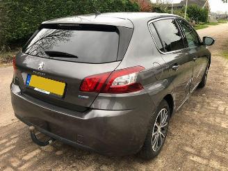 Peugeot 308 automaat picture 6