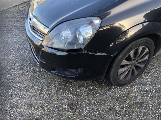 Opel Zafira Zafira 1.8 111 years Edition picture 3