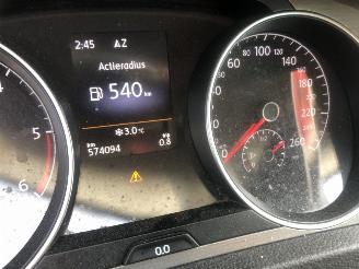 Volkswagen Golf Golf 1.6 TDI Highline BlueMotion picture 11