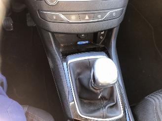 Peugeot 308 308 SW 1.6 BlueHDI Access picture 14