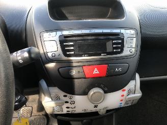 Toyota Aygo Aygo 1.0 VVT-i Aspiration picture 12