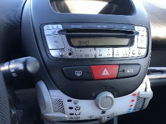 Peugeot 107 107 1.0-12V XR picture 9