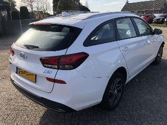 Schadeauto Hyundai I-30 i30 Wagon 1.0 T-GDi MHEV Comfort Smart 2024/5