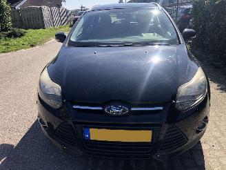 Ford Focus 1.0 ecoboost titanium picture 2