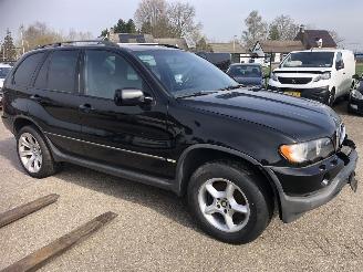 skadebil auto BMW X5 3.0 i executive 2001/6