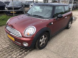 škoda osobní automobily Mini Cooper 1.6 Cooper Pepper 2008/6
