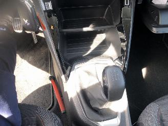 Peugeot 208 208 1.2 PureTech Blue Lease Active picture 18