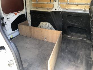 Peugeot Partner Partner 1.5 BlueHDI Premium picture 12