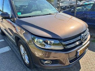 Schadeauto Volkswagen Tiguan 1.4 2012/2
