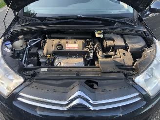 Citroën C4 C4 1.6 VTi Attraction picture 16