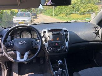 Kia Ceed 1.4 VVT X-ecutive picture 15
