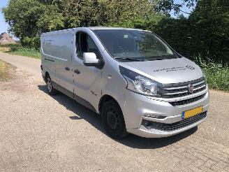 krockskadad bil bedrijf Fiat Talento Talento 1.6 MJ L2H1 SX 2017/4