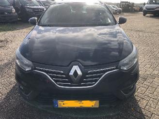 Avarii autoturisme Renault Mégane megane estate 1.2 tce signature exclusive 2018/5