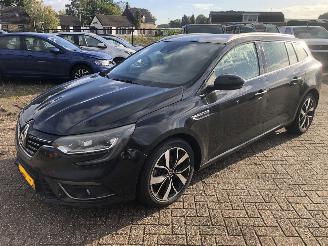 Renault Mégane megane estate 1.2 tce signature exclusive picture 2