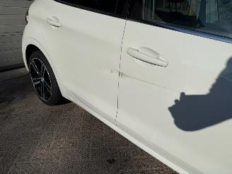 Peugeot 208 1.2 GT-Line Pano Navi Clima picture 15